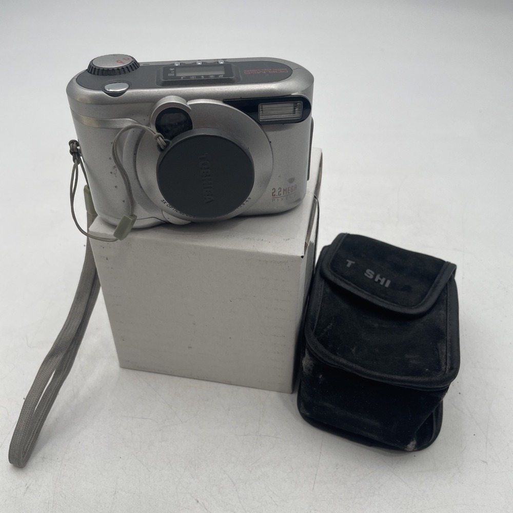 Toshiba PDR M25 2.2MP Digital Camera 3X Zoom+Battery+SD Card+Case-Silver TESTED